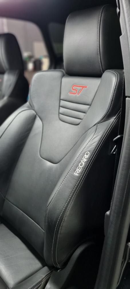 Ford Focus ST 250cv