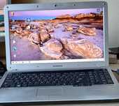 Laptop SAMSUNG R 530 bez baterii
