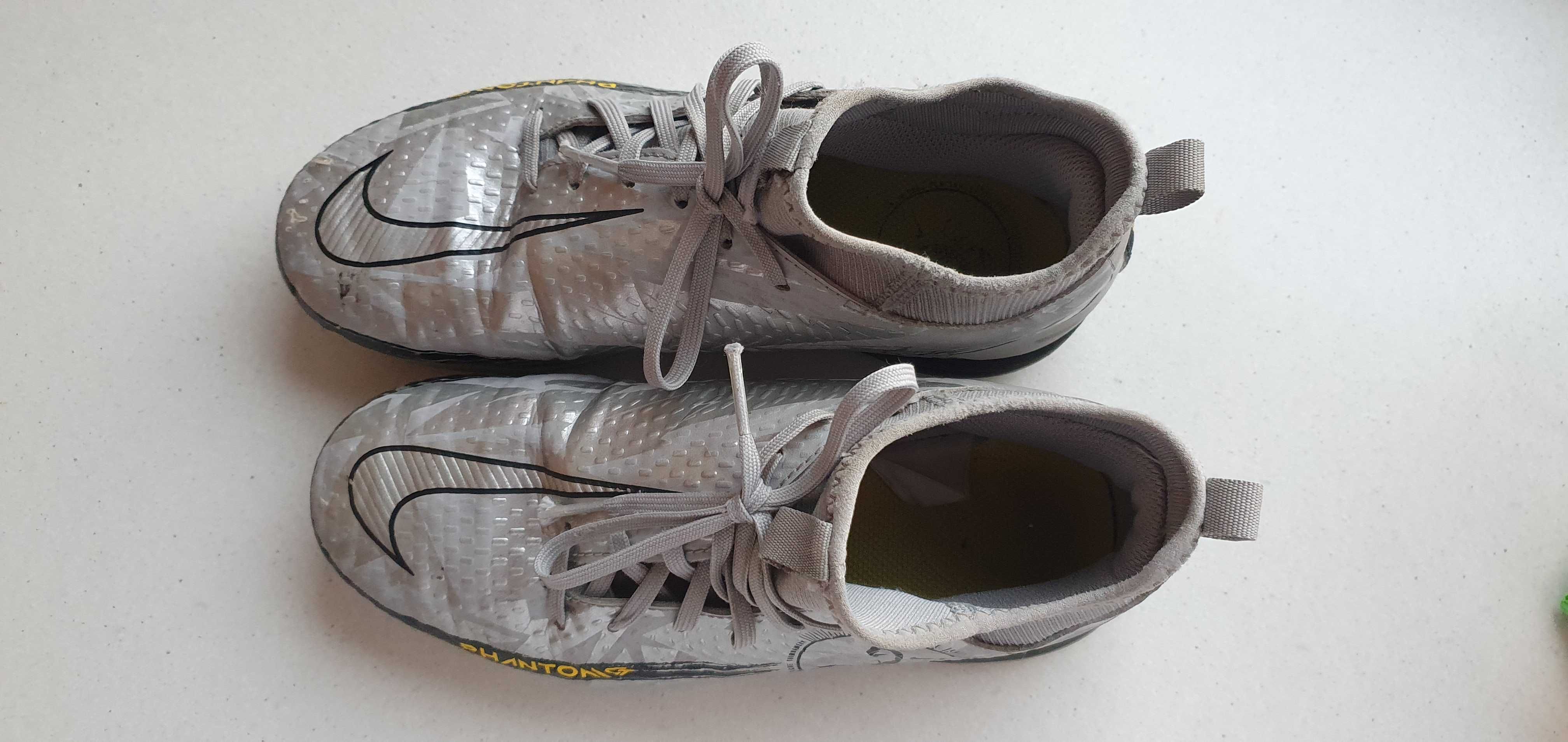 NIKE PHANTOM R.34 halówki