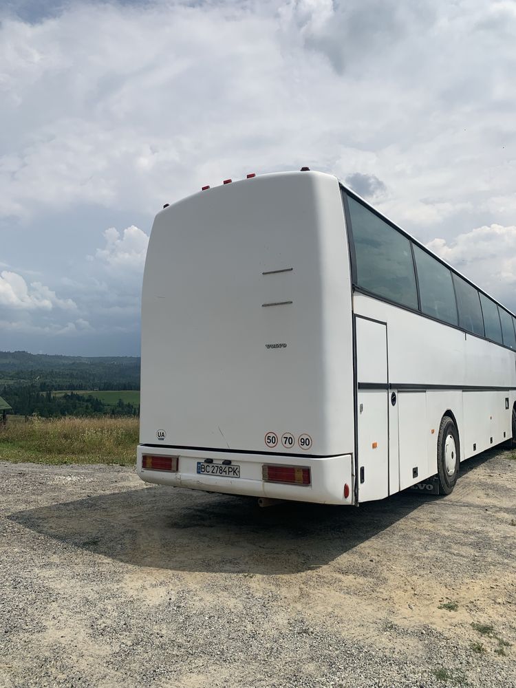 Автобус Вольво в10в