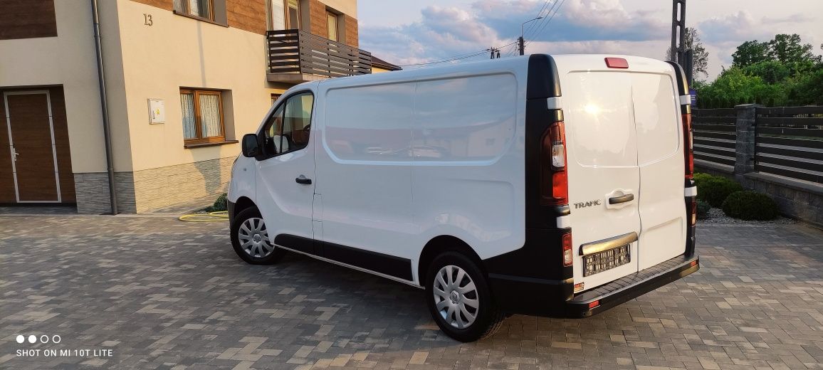 //Renault Trafic 1,6DCI//Serwisowany//Bezwypadkowy//NAVI//Klimatyzacja