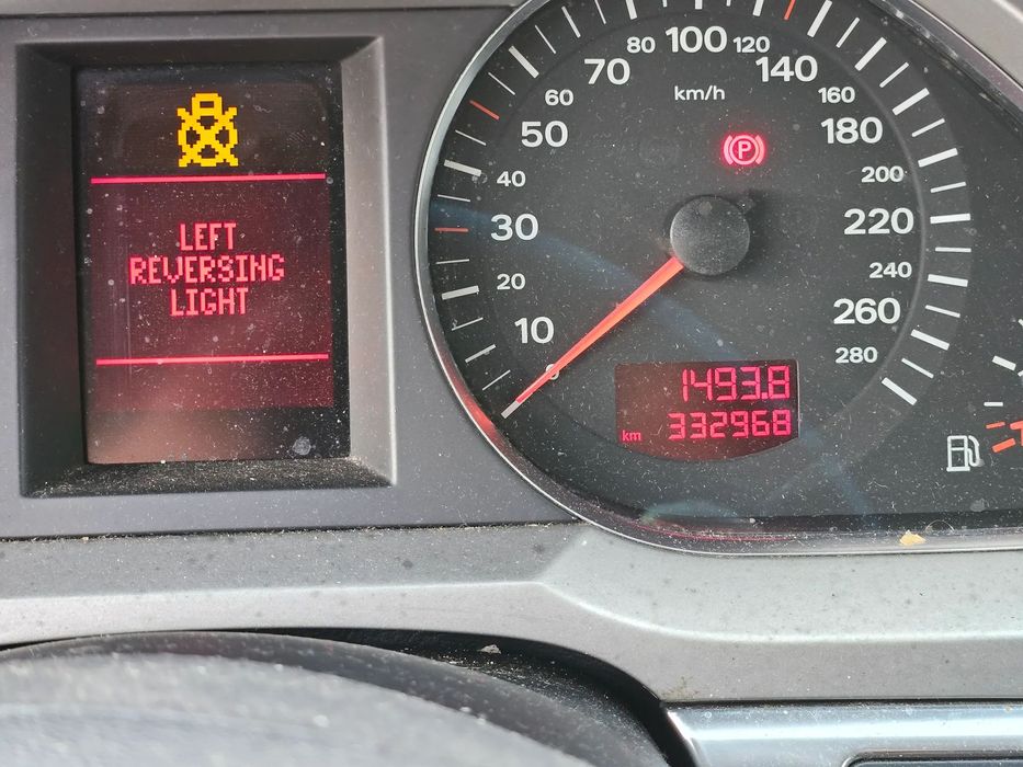 Audi A6 C6 2.0 TDI zegar licznik