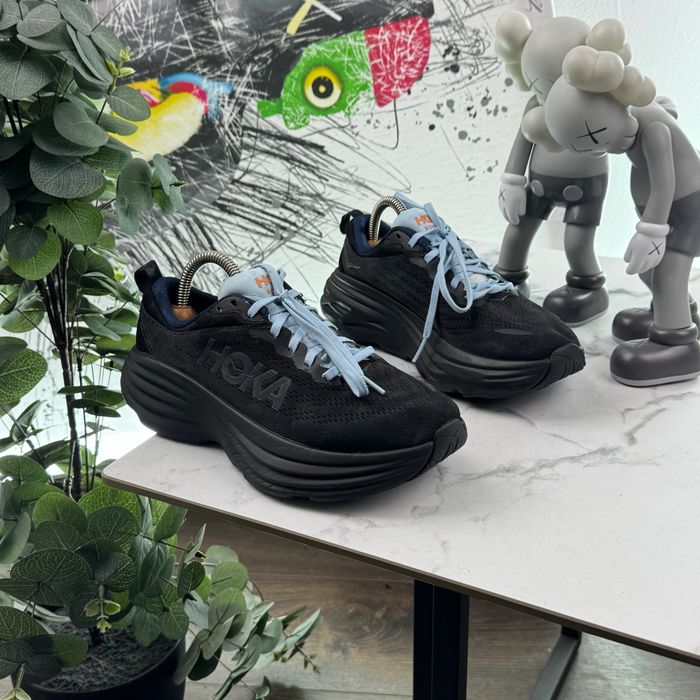 Кросівки Hoka Bondi 8 38.5 розмір Е6231