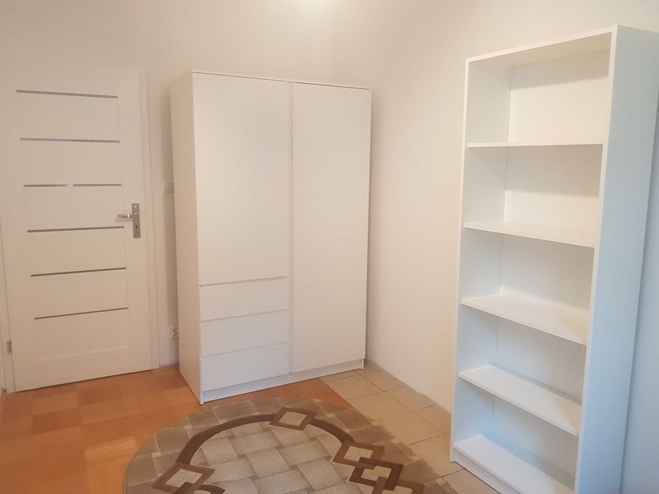 od zaraz 690zł Kobiecie pracującej pokój  na os. Leśna Dolina