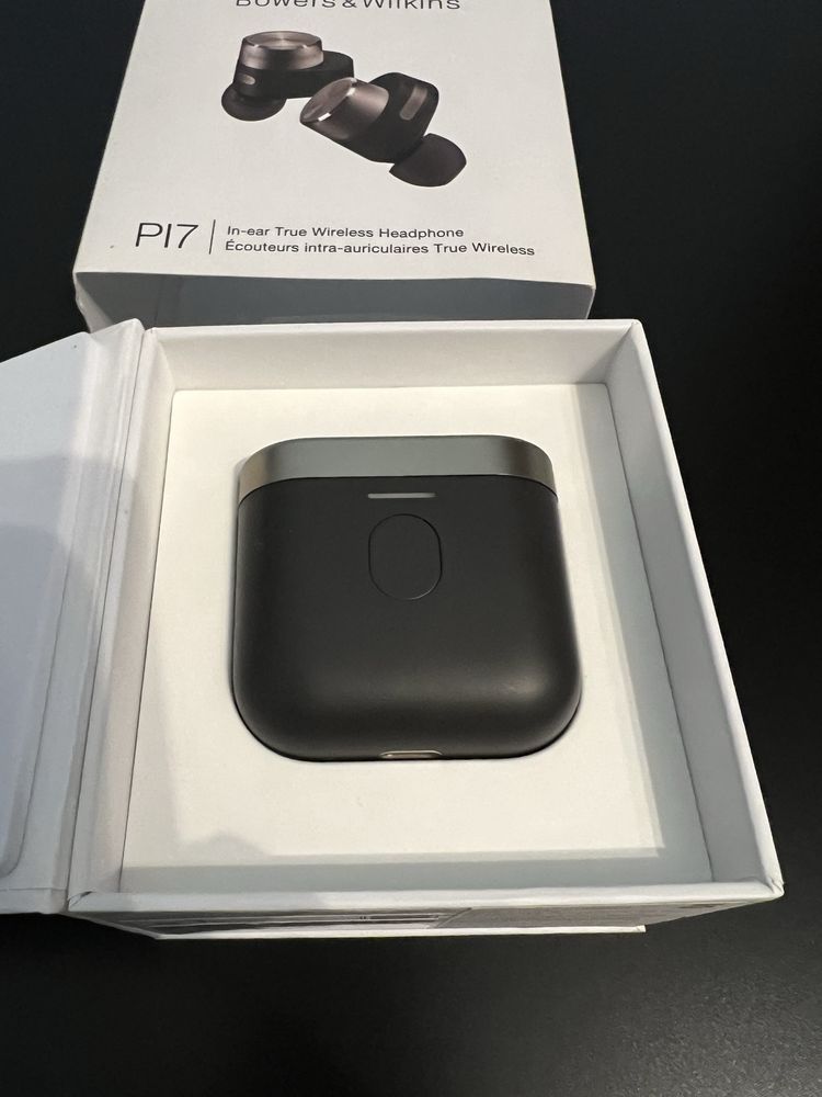 Навушники B&W PI7