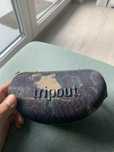 Etui pojemnik na okulary tripout