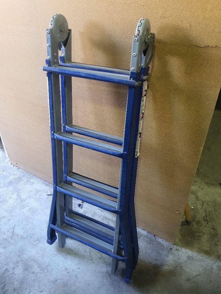 Escadote dobravel extensível profissional