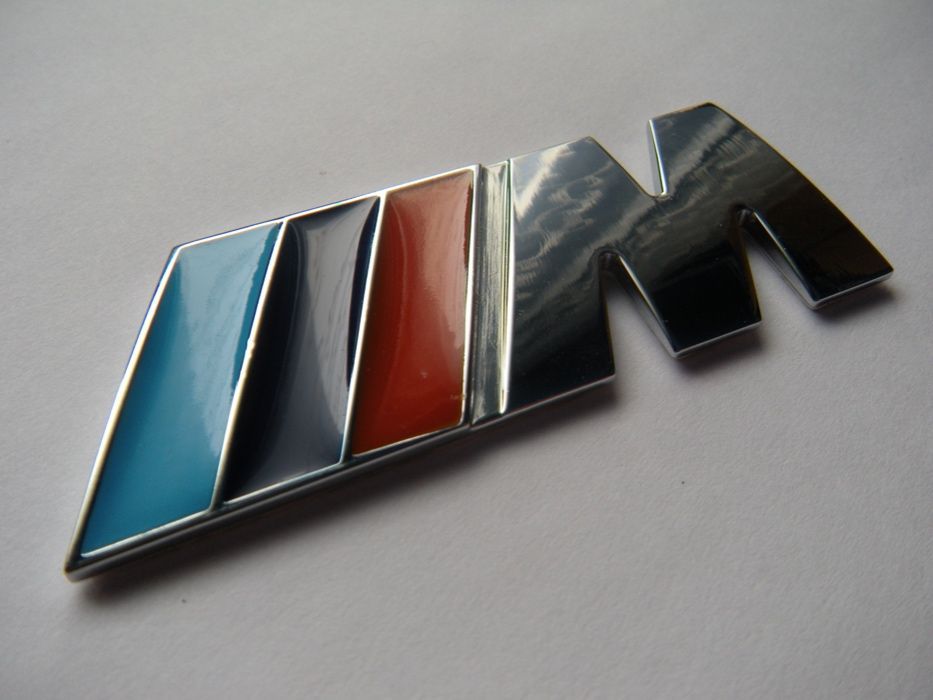 Металлическая наклейка на багажник BMW "M" E39,E46,E60,E90,E34,E36,F10