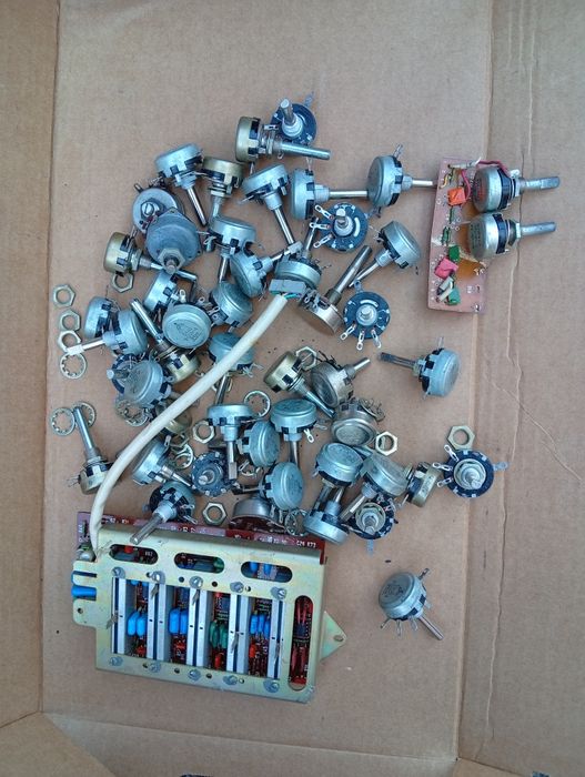 Переменные резисторы (потенциометры) СП3-33