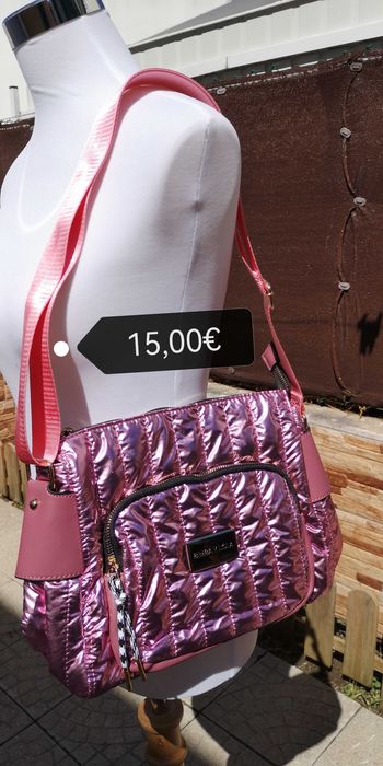 Malas Novas com Etiqueta e usadas desde 3 euros