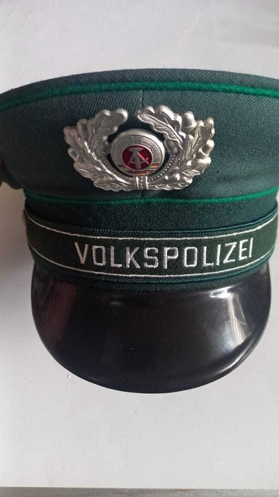 Czapka z NRD Volkspolizei DDR.