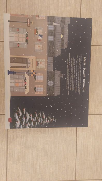 Przepiękny kalendarz adwentowy Pusty