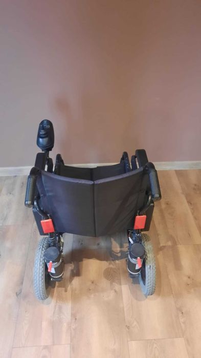 Wózek inwalidzki elektryczny Olisander OL