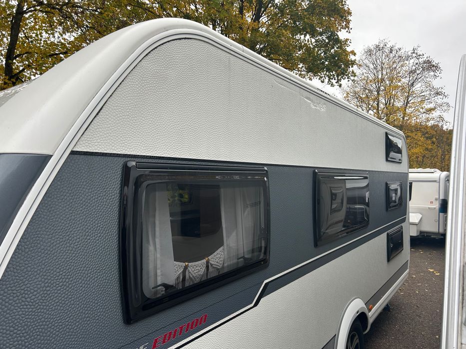 Hobby 545 KMFE de Luxe Edition/łóżko piętrowe trzyosobowe/klima/mover