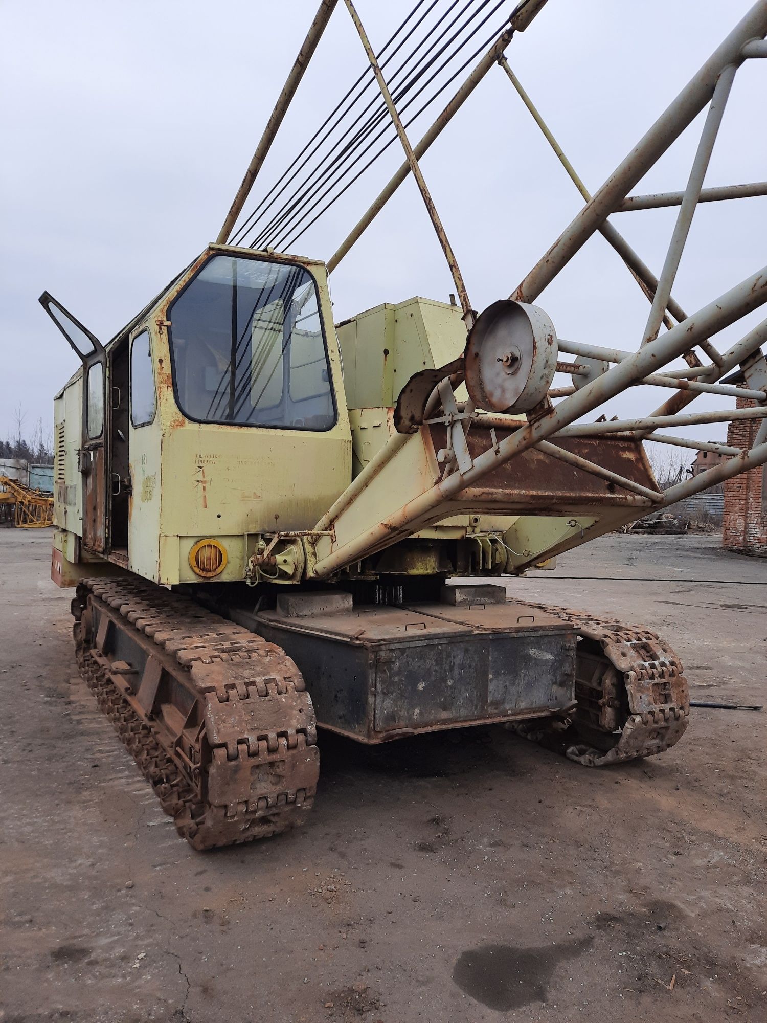 Кран гусеничний РДК 250-2