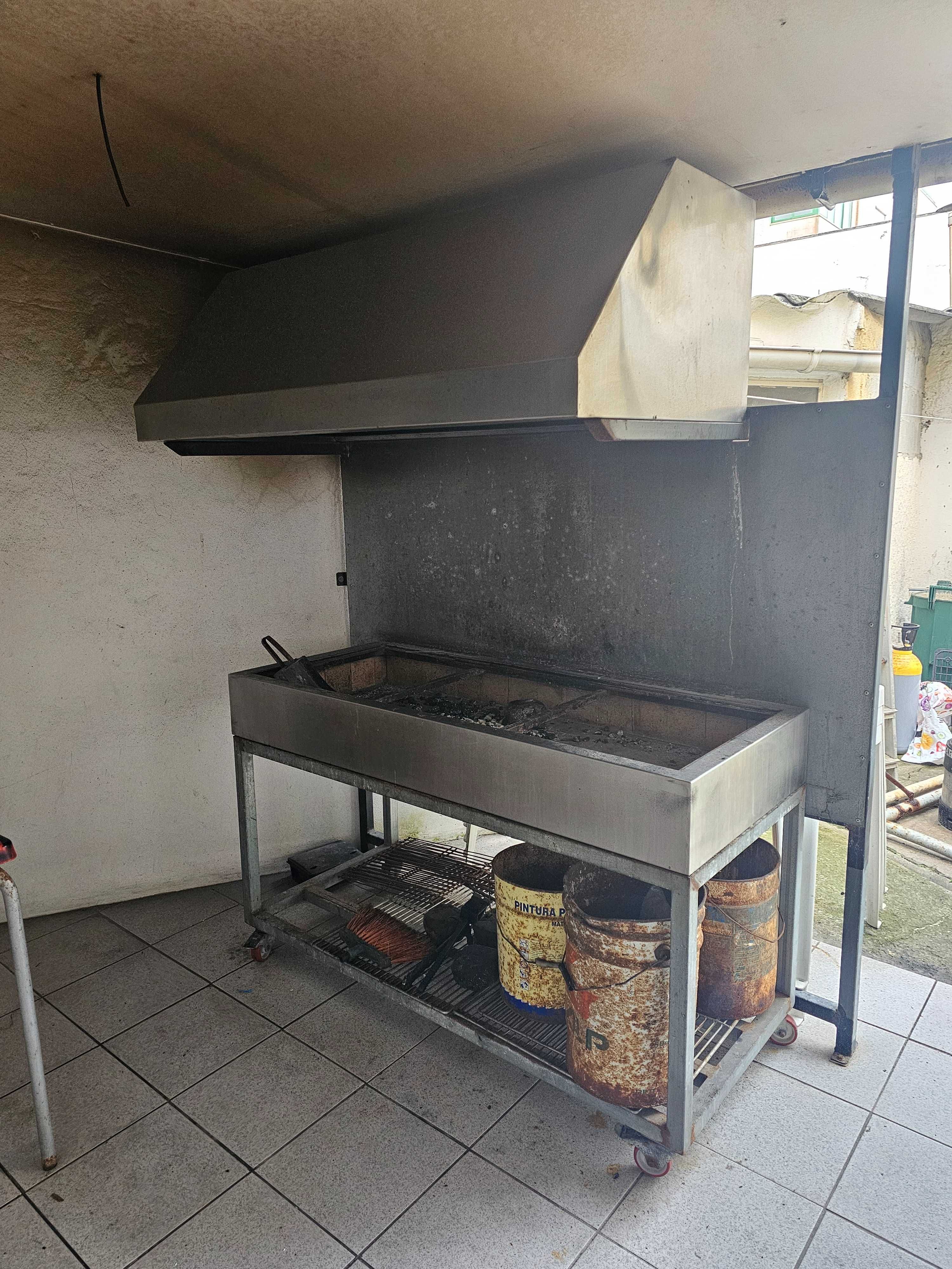 Churrasqueira Inox
