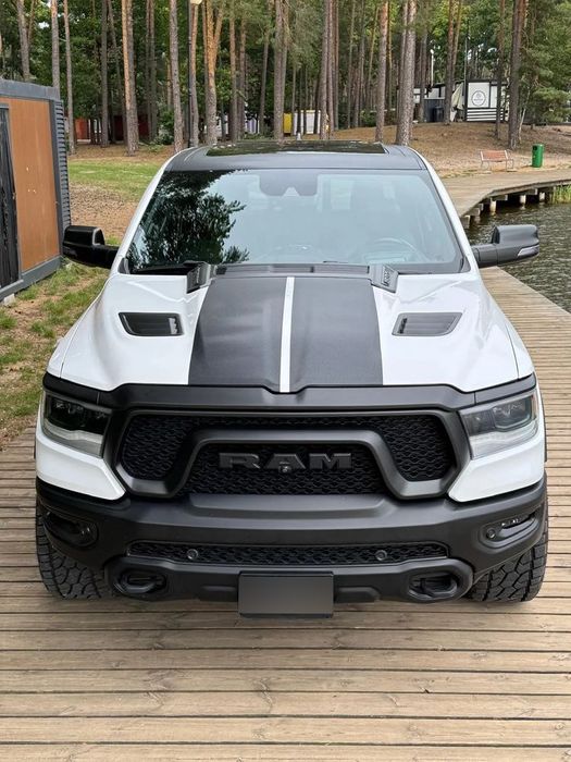 RAM 1500 Mega full wyposażenie, serwis, FV, bezwypadek, pneumatyka