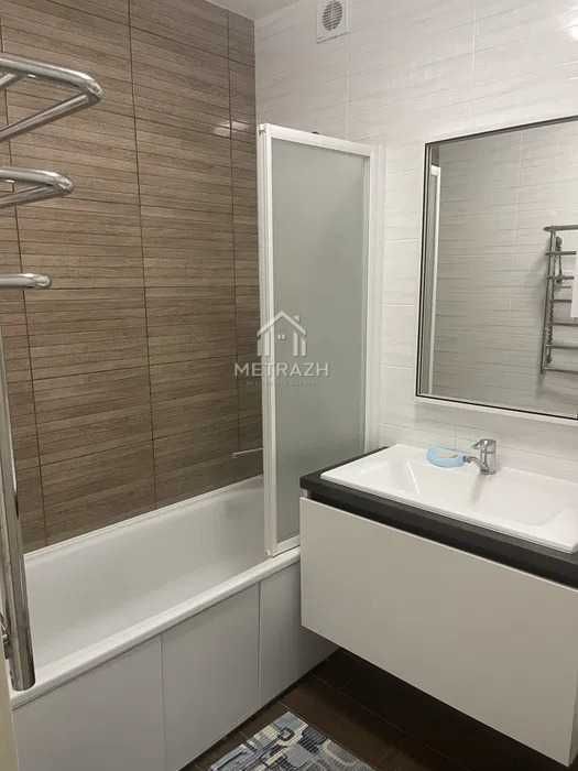 21667Продам 1 комнатную квартиру в ЖК Мира-4!