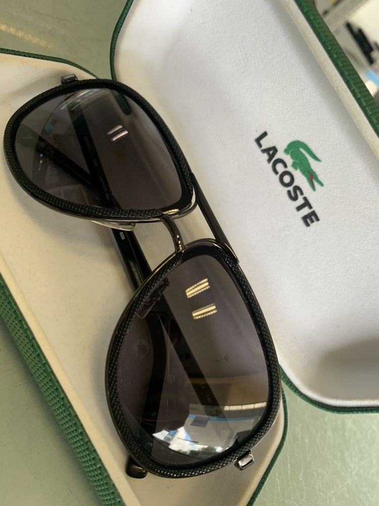 Oculos lacoste