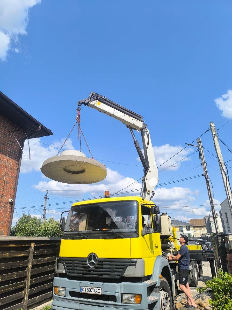 Кільця бетонні для каналізацій, криниць, приямків. Доставка і монтаж