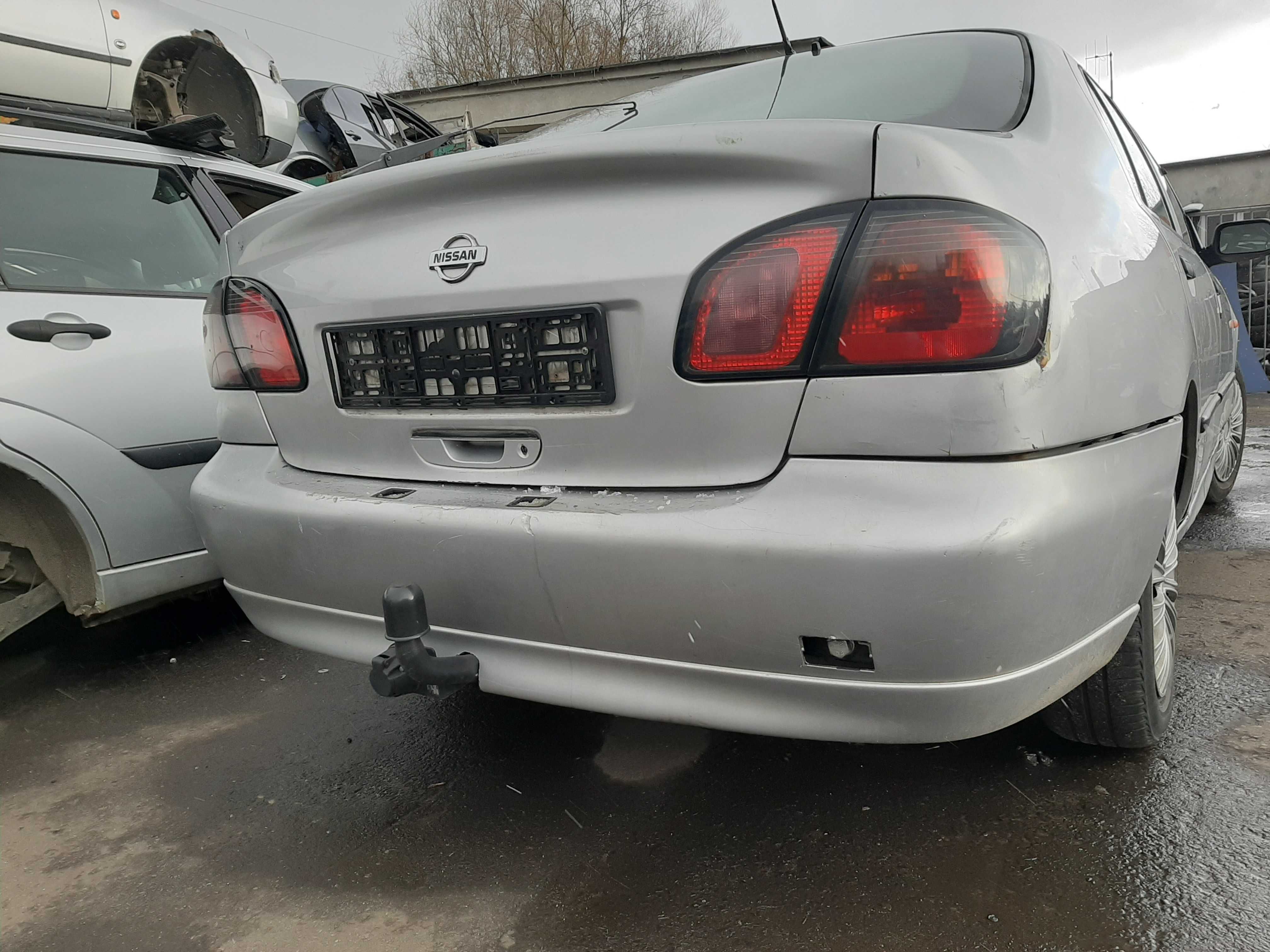 Nissan Primera P11 2.0 TD 5D 2001r.Klapa bagażnika.