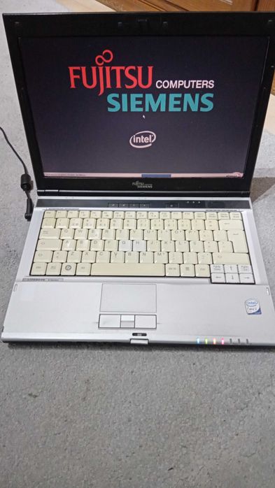 Lifeebok  s series da  fujitsu Siemens