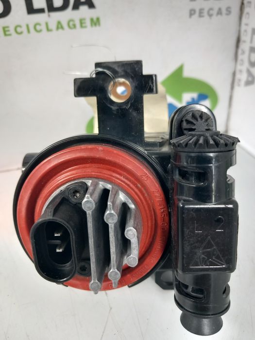 Farol de nevoeiro esquerdo e direito Renault Clio V