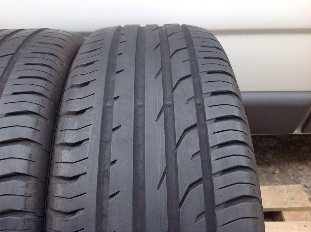 215 / 60 / R 17 96 H Continental Premium Contact 2