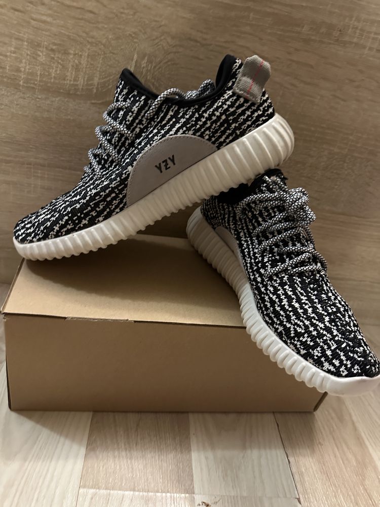 Кросівки Adidas Yeezy p.38-40 нові оригвнал у коробці розпродаж