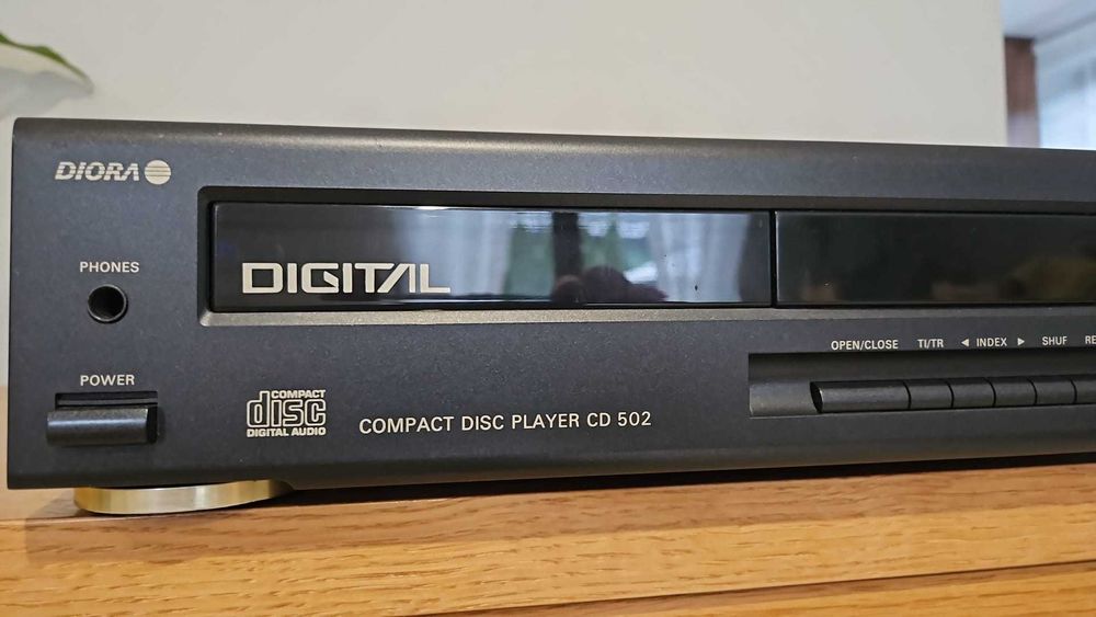 Odtwarzacz CD Dora 502