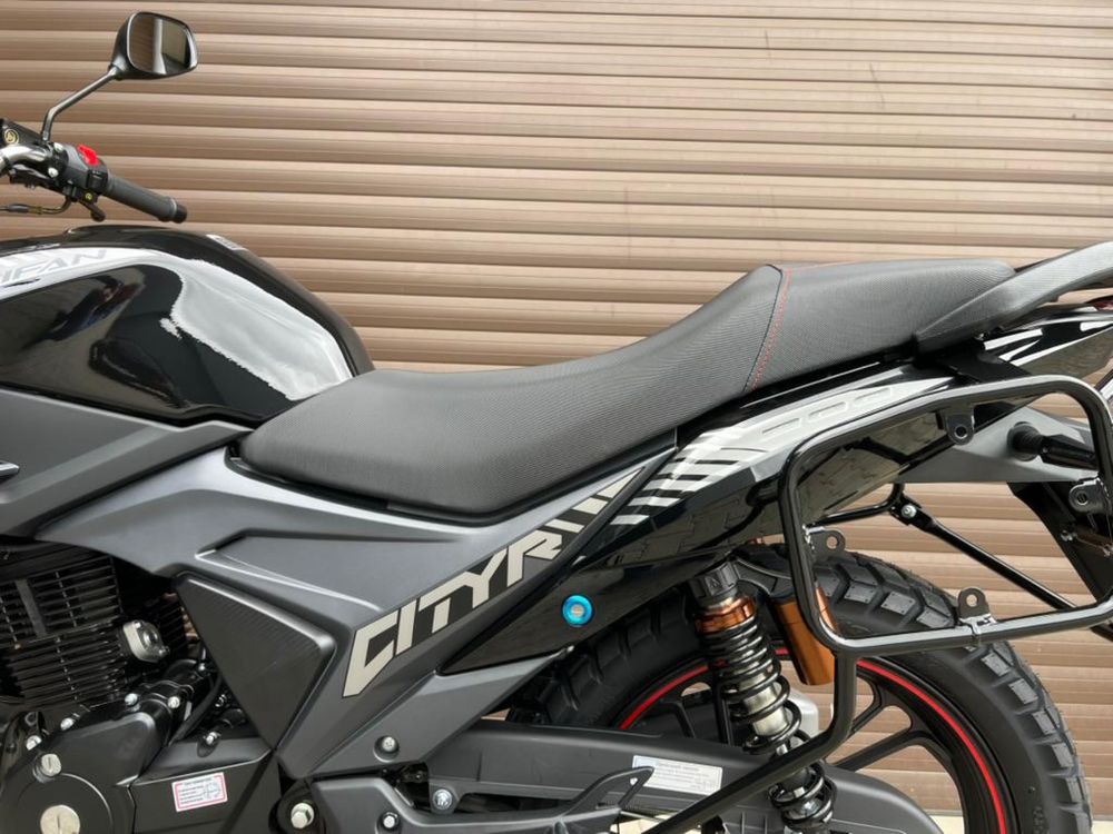 Мотоцикл 2025 Lifan CityR 200 + дуги Led Фари