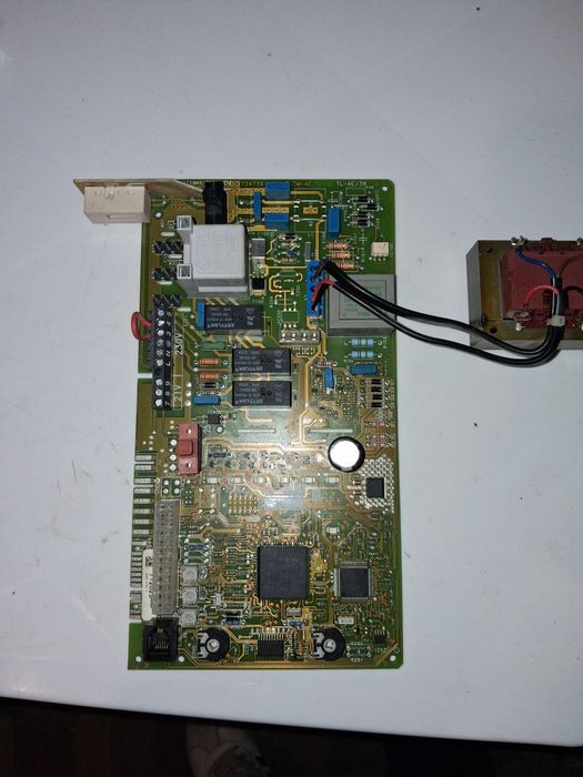 Продам рабочую плату котла Vaillant