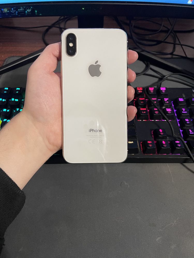 Iphone X / 64 gb / White