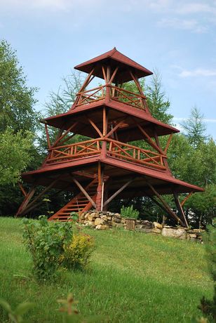 Drewniana Wieża widokowa obserwacyjna Obserwatorium! Ambona altana
