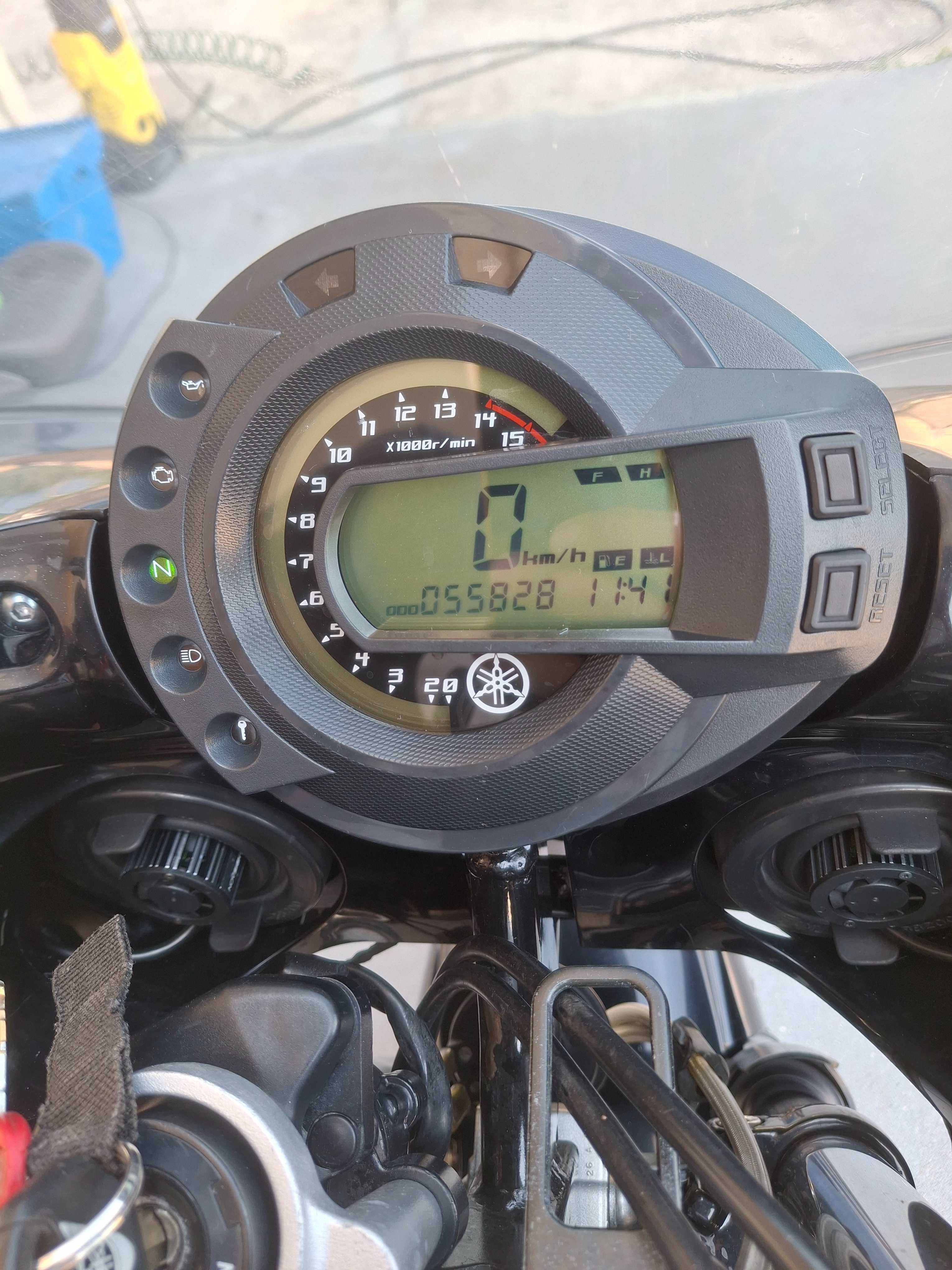 Yamaha Fazer 600 de 2004