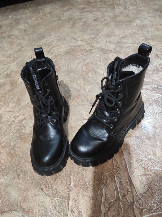 Зимові сапожки 35 розмір