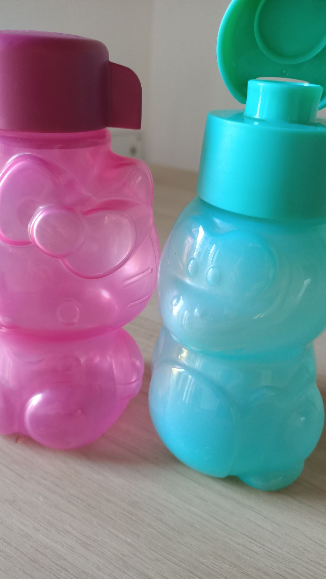 Butelka bidon  Aqua Tupperware  Tuptusie hello kitty  smoczek robaczek