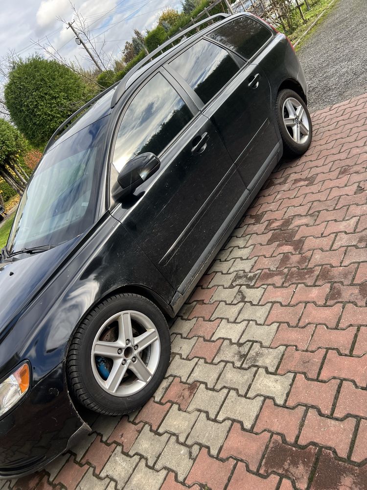 Volvo v50 1.6 diesel 110km