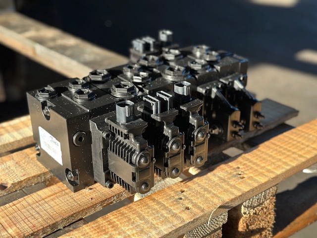Sauer Danfoss  PVG32 rozdzielacz proplcionalnym do kruszarki