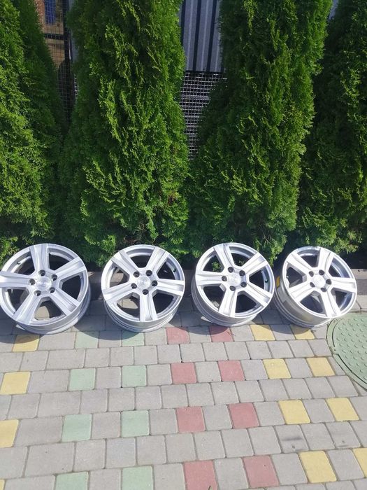 5*114.3 r16 Renault nissan