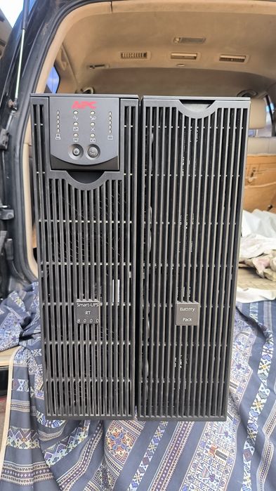 Безперебійник APC Smart UPS RT 8000 SURT8000XLi