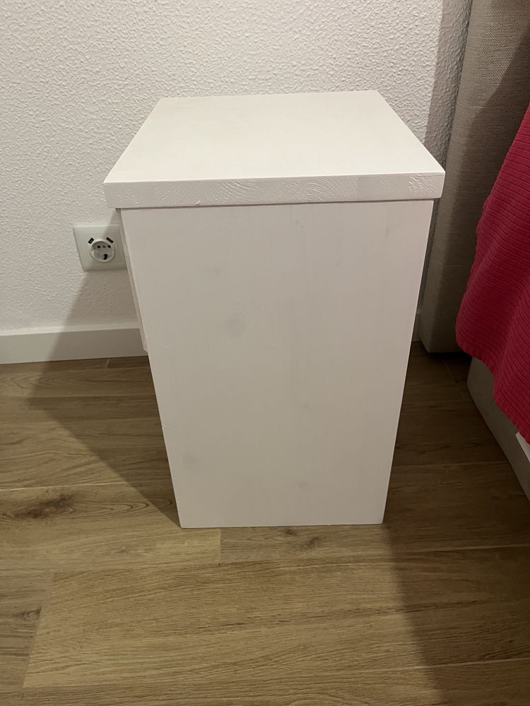 2 Mesinhas de Cabeceira