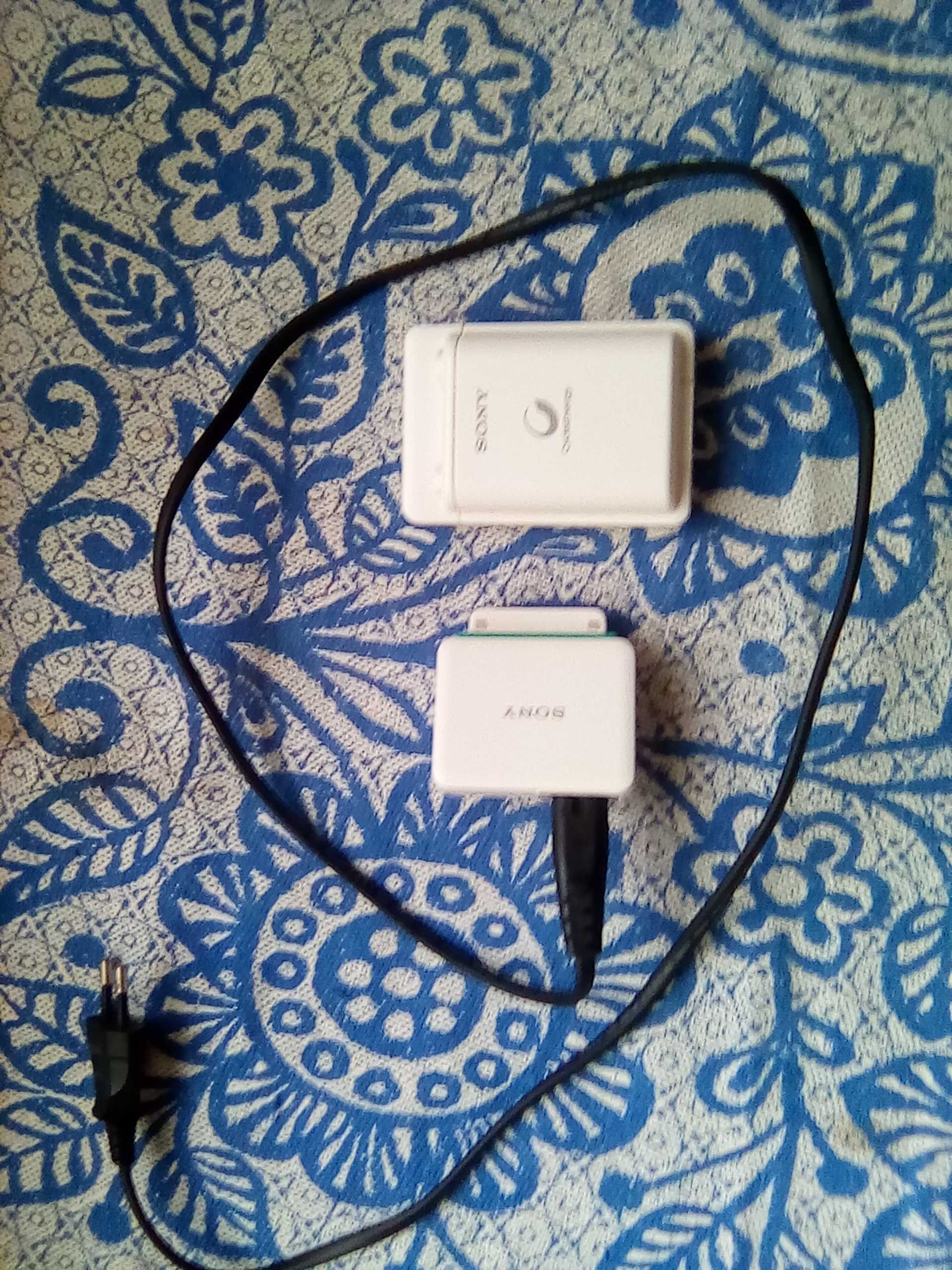 Зарядний пристрій Sony 2*AA, повербанк,  USB блок живлення 5 вольт!