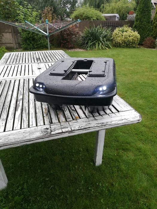 Łódka zanętowa Baitboat Xjet XXL