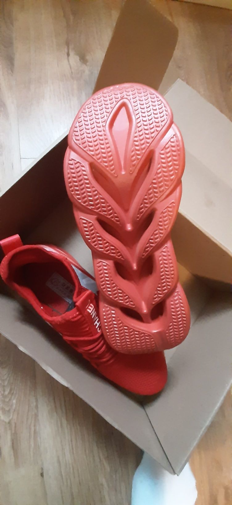 Nowe Adidasy Chanel r.40