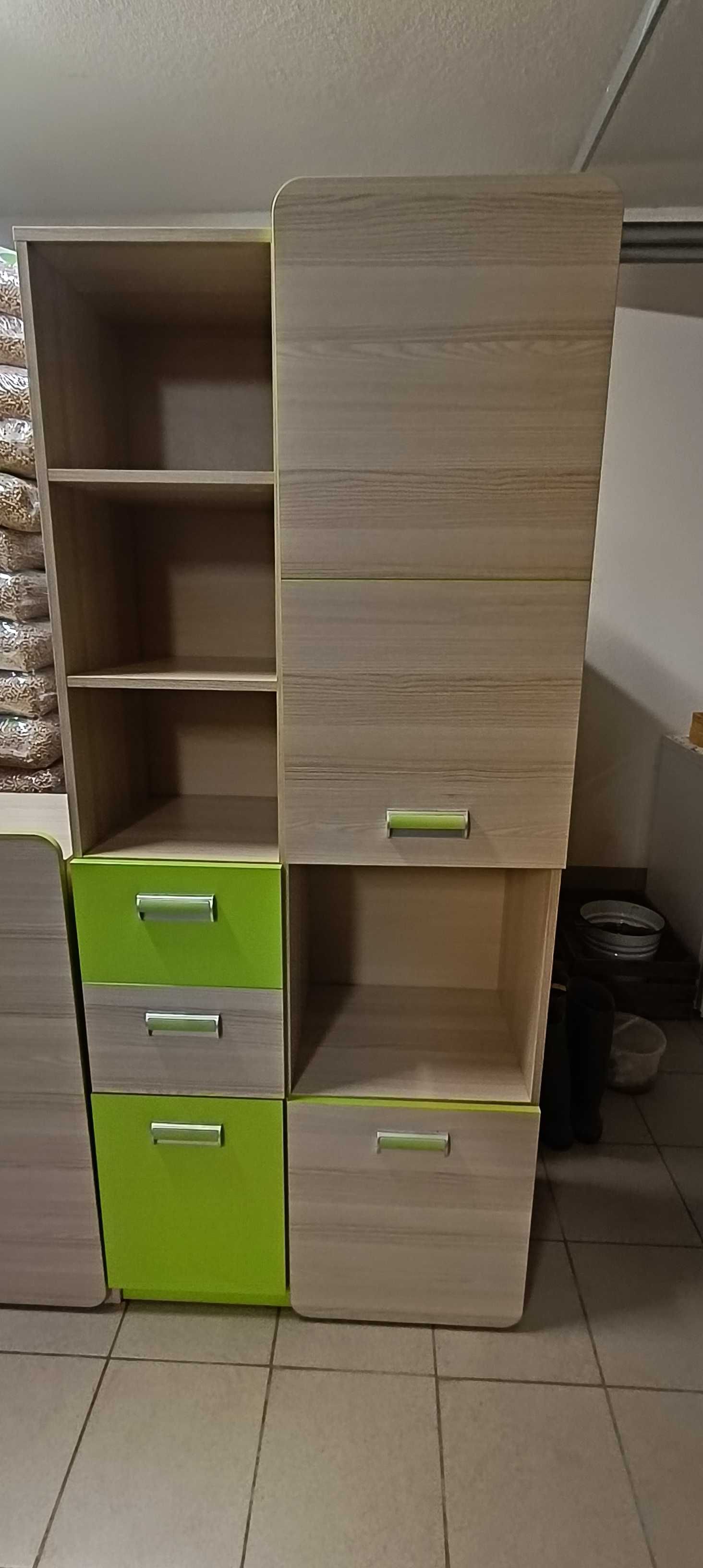 Meble dziecięce komplet sprzedam