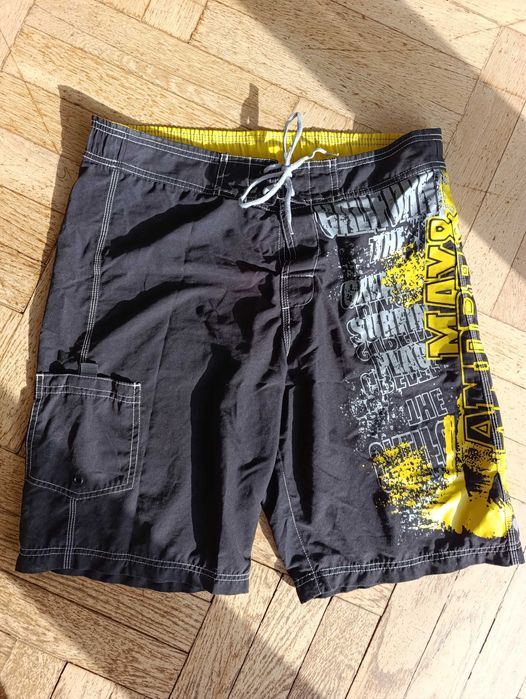 Krótkie spodenki szorty
Yellow Graffiti kastom vintage 
Rozm S