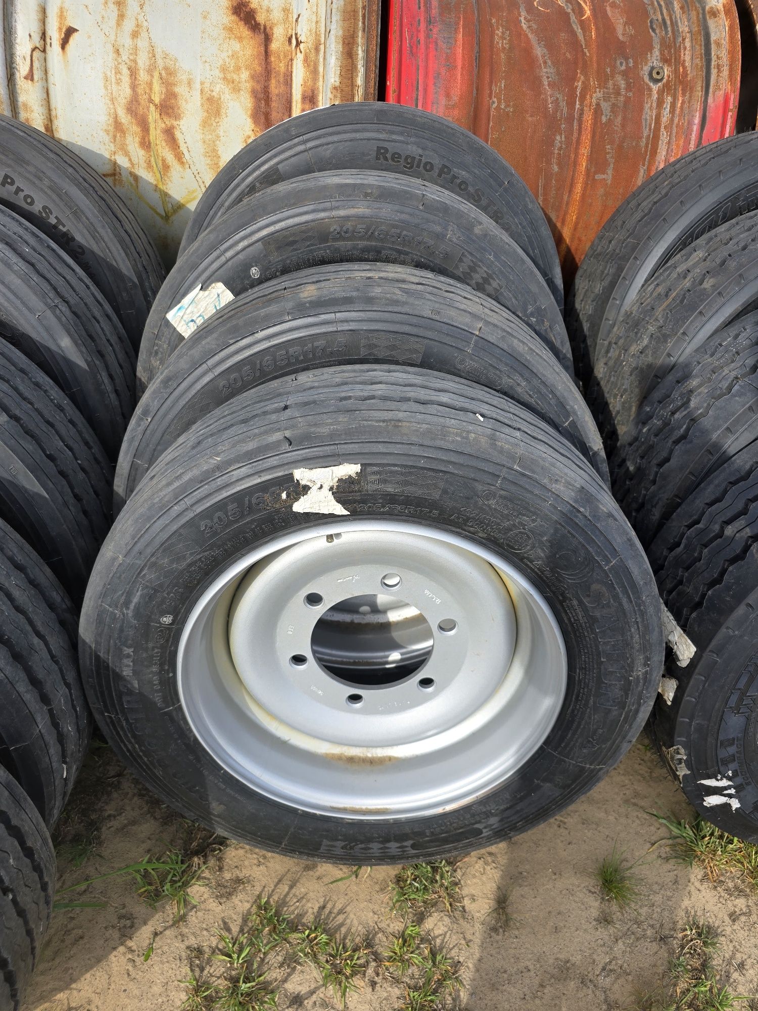Koła do przyczep HL 205/65R17.5 sailun