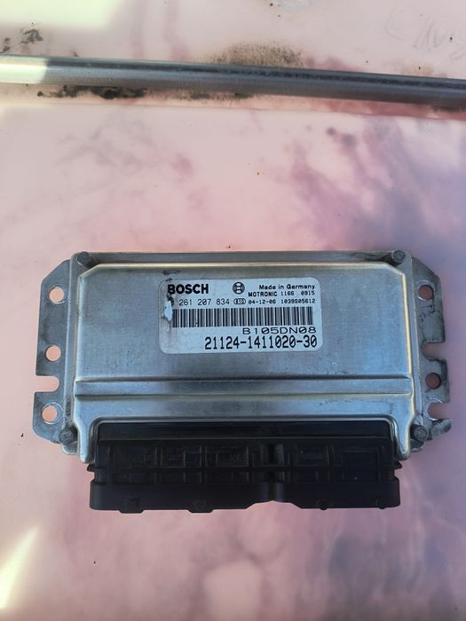 Блок управління на ваз 8кл 1.6 январь 7.2 1.6 16кл