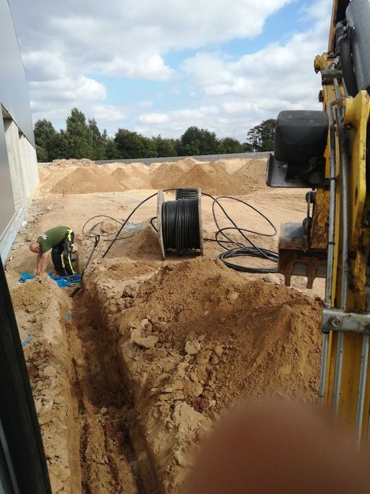 Usługi minikoparką koparkoladowarka drenaże przyłącza wod-kan